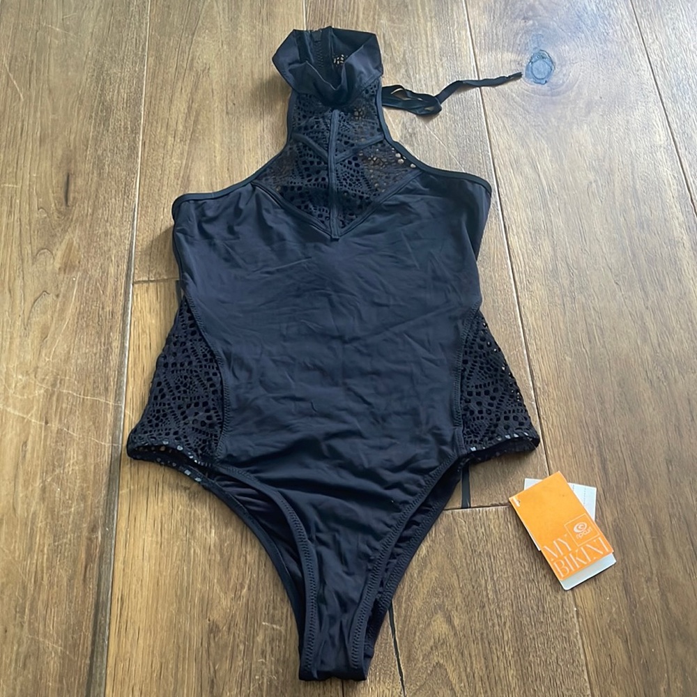 Rip curl swimsuit M